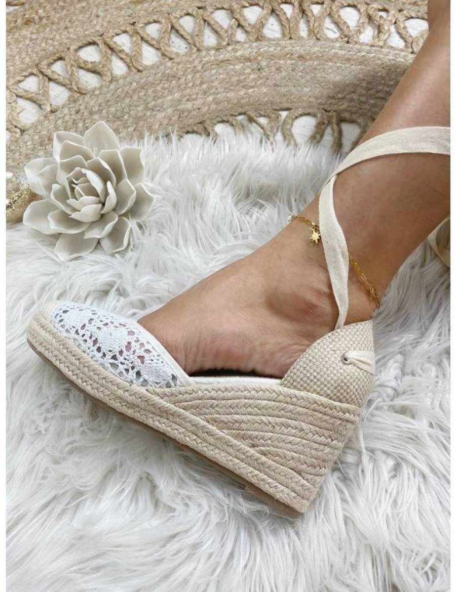 Chaussures My Look Féminin | Mes Jolies Compensees Beige Style Crochet & Lacets